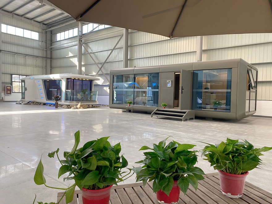 【德瀾仕】——邀您入住民宿太空艙，享夢幻星空之旅……